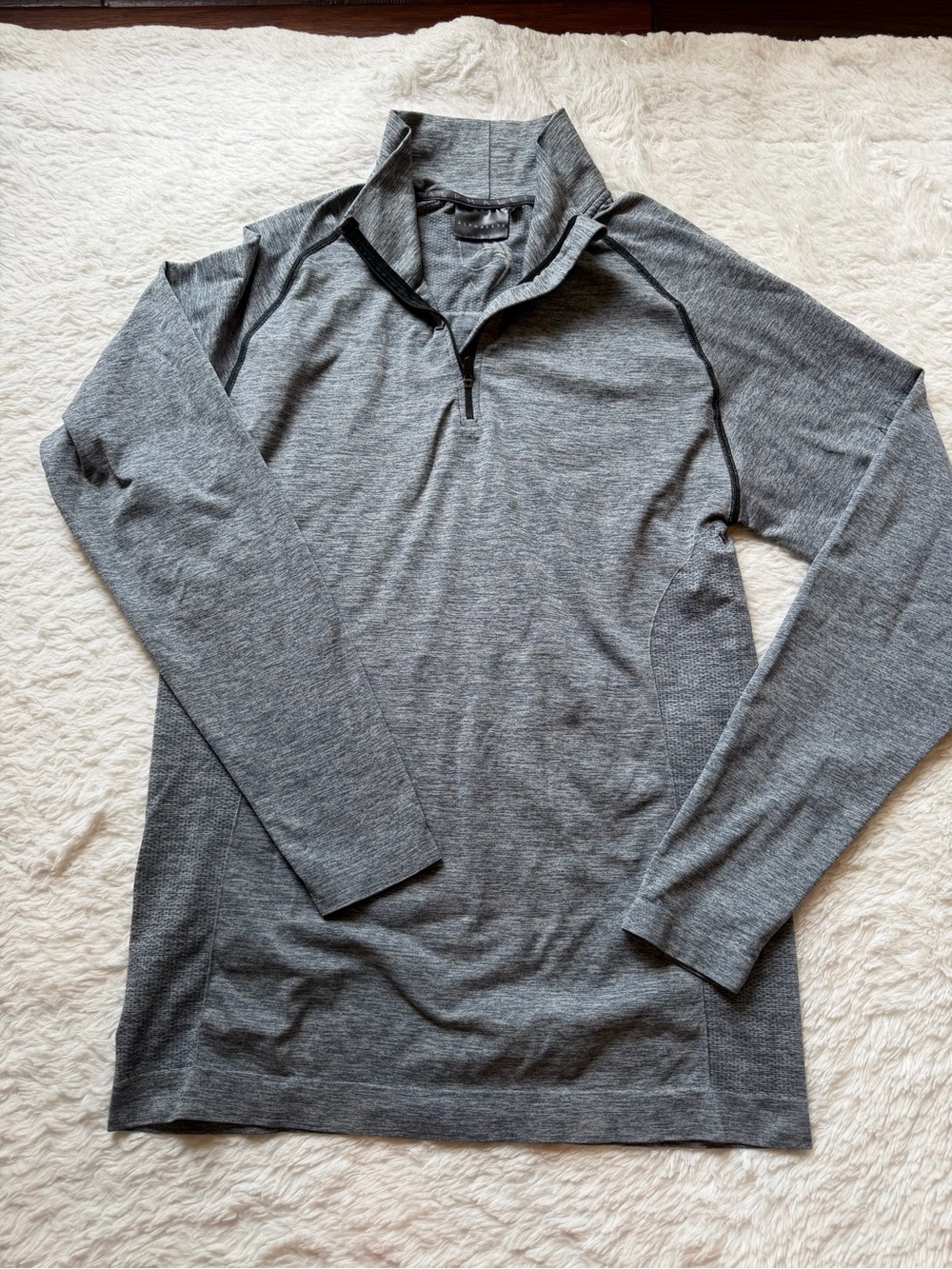 Alphalete Athletics Gray 1/4 Zip Pullover Wolf Shield Men's Large Activewear